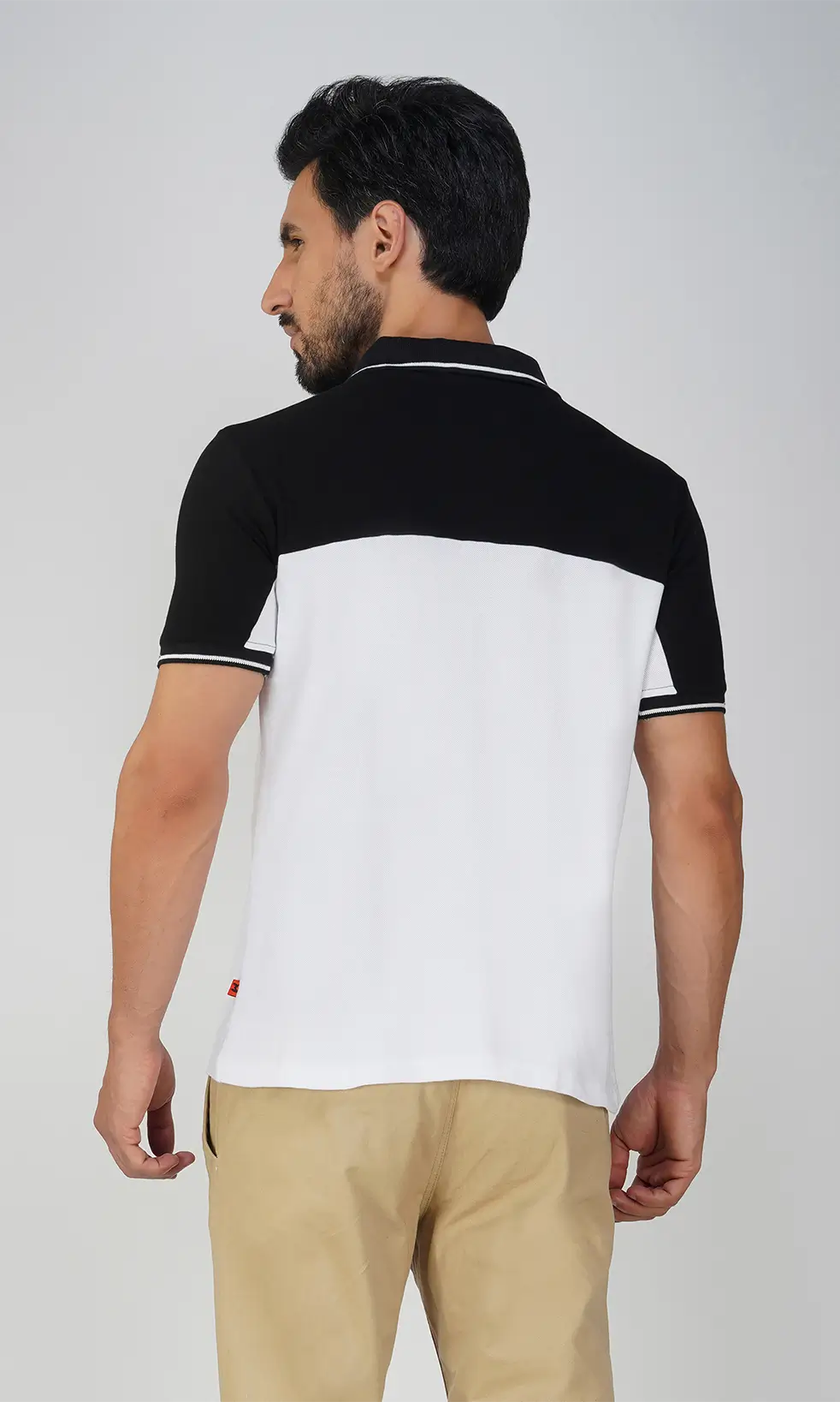 Mebadass Cotton Men's Colorblocked Polo Collar T-shirt - White & Black